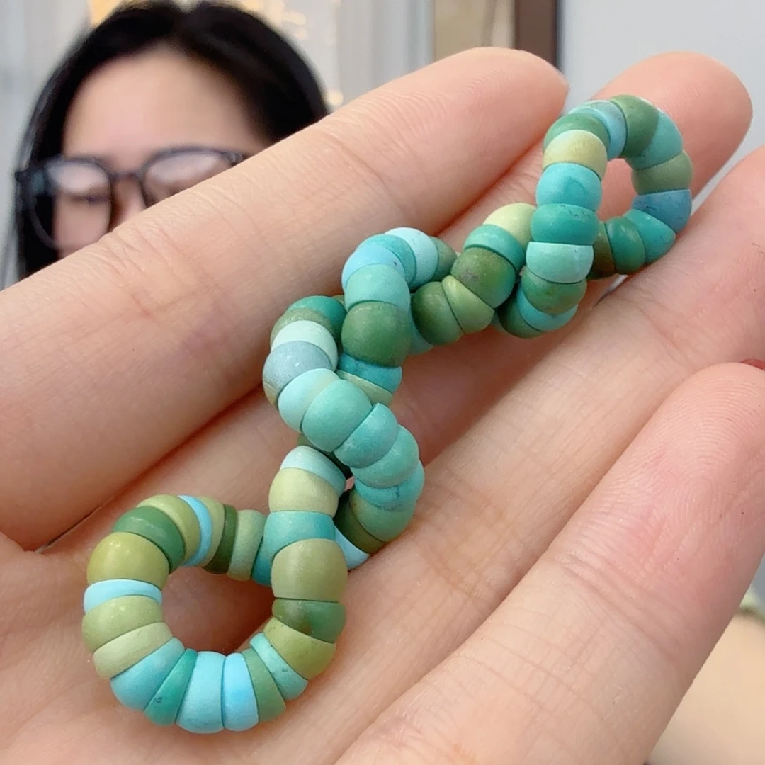 绿松石未镶嵌挂件