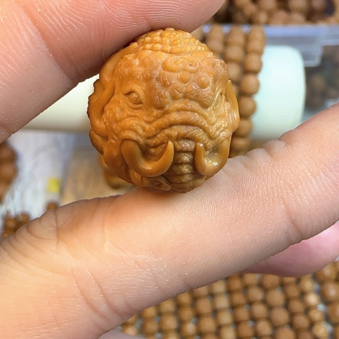 吊坠猴头核桃象神