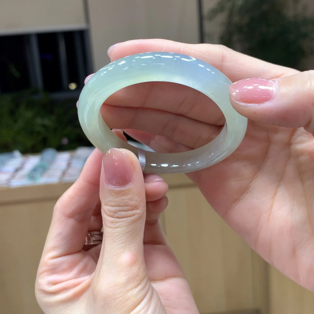 未镶嵌手镯翡翠不退不换