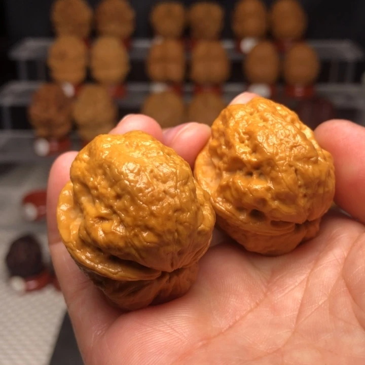 文玩核桃把件10玉龙小金蟾