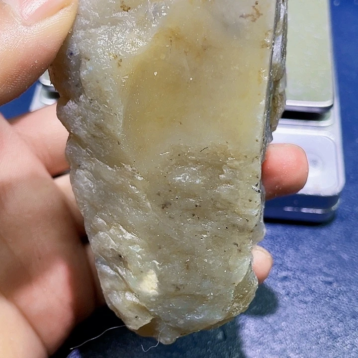 和田玉（糖玉）未镶嵌珠宝半成品
