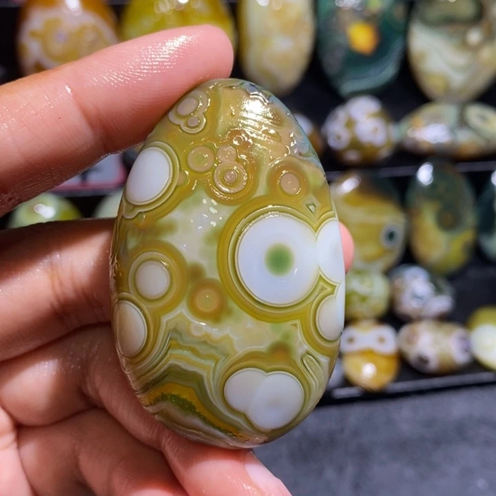 未镶嵌玛瑙/玉髓珠宝奇石