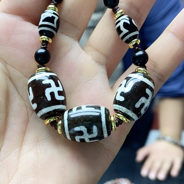 玛瑙/玉髓合金颈饰