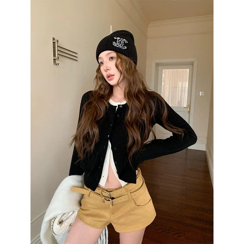 套装秋冬新款时尚洋气设计感假两件长袖上衣高腰修身复古显瘦短裤