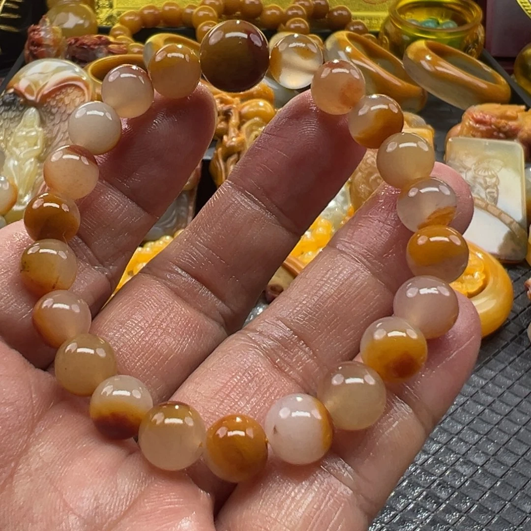 石英质玉未镶嵌颈饰