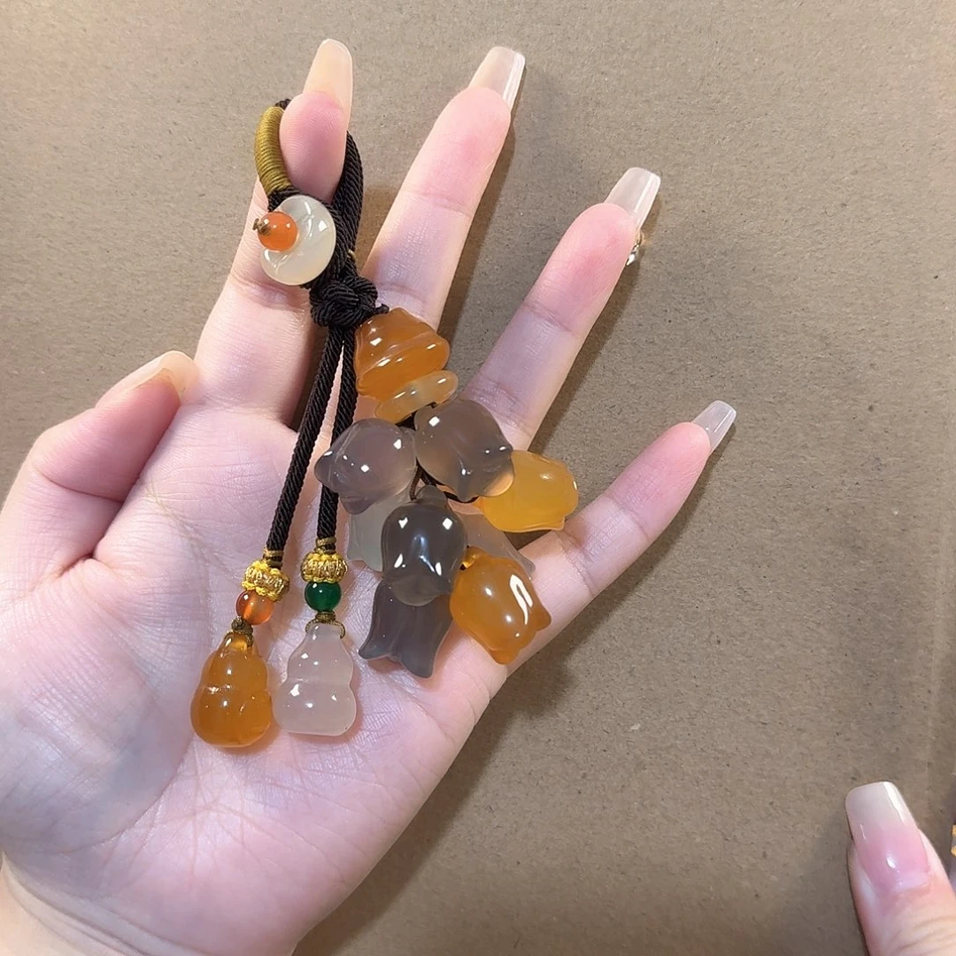 玛瑙/玉髓钥匙挂件未镶嵌
