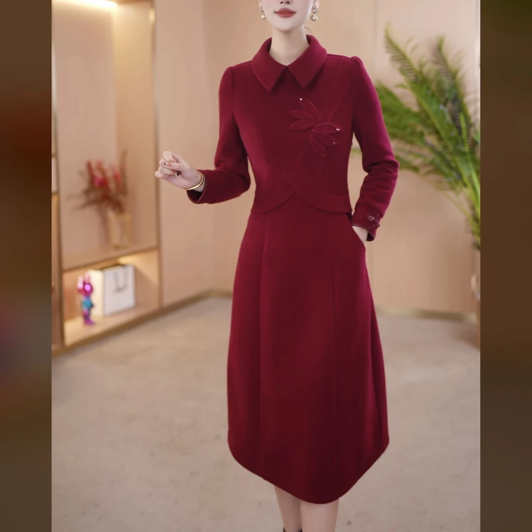 【连衣裙】25193冬季新款连衣裙女新款精致女人收腰中长款连衣裙