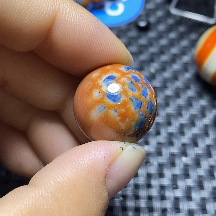 戏***门玛瑙/玉髓未镶嵌颈饰