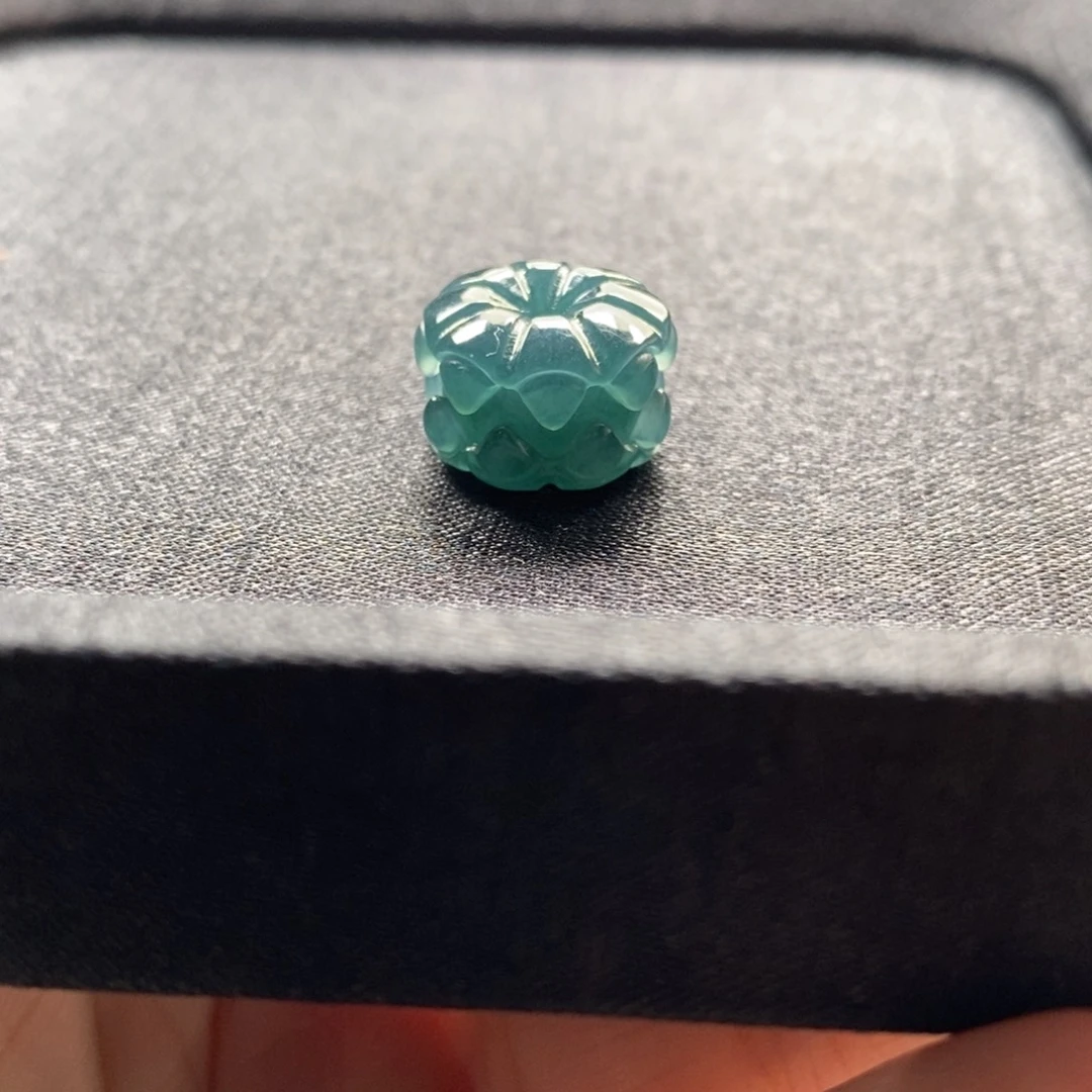 丢****翡翠未镶嵌手链卡15左右吞噬珠