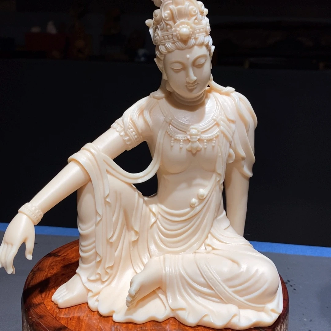木@**?菩提果观音自在摆件