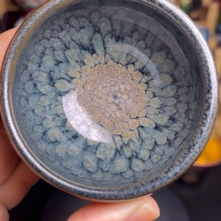 茶盏逃***孩主播家的大漆真漂亮！