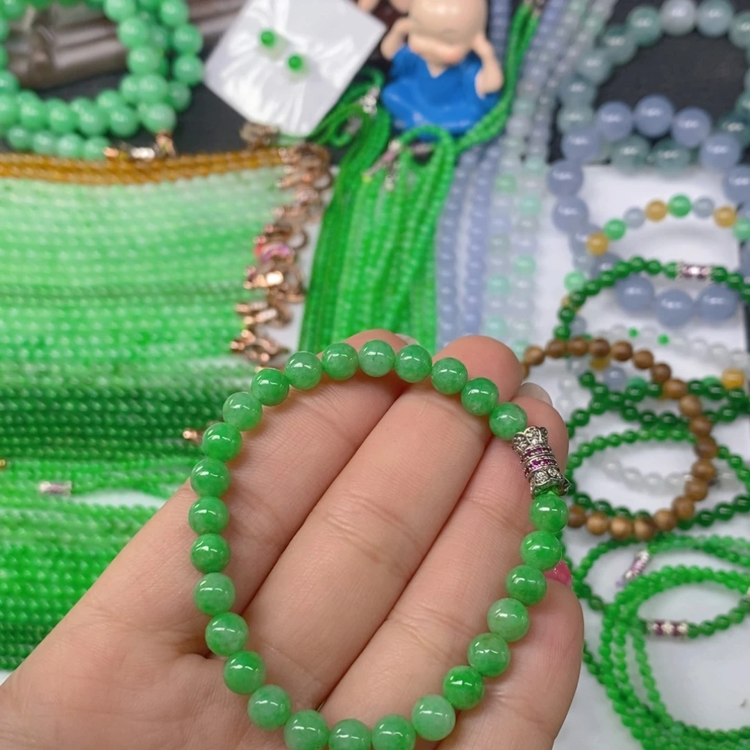 颈饰未镶嵌翡翠缅甸天然翡翠阳绿手链6.3