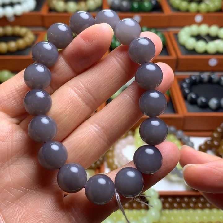 和田玉手串未镶嵌