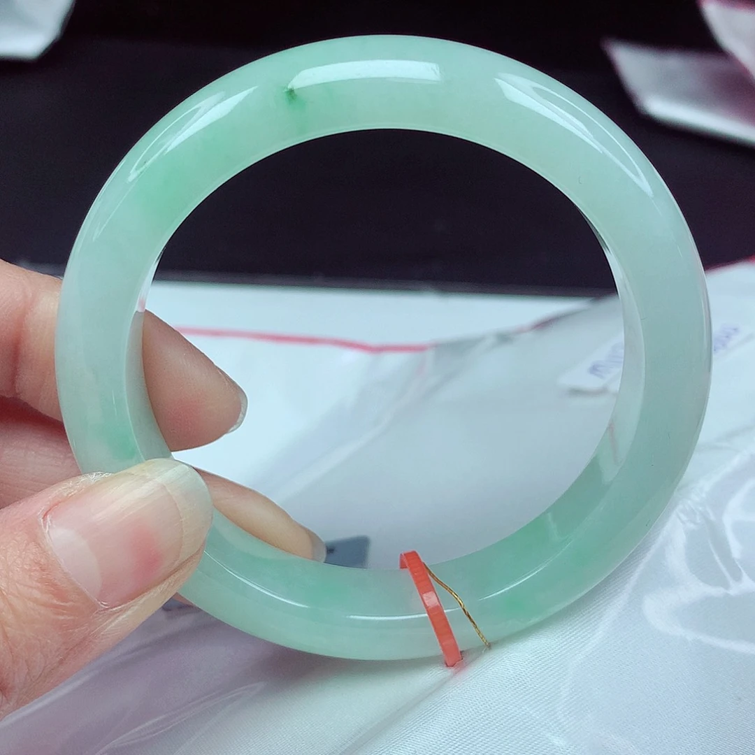 翡翠手镯未镶嵌小**55圈033