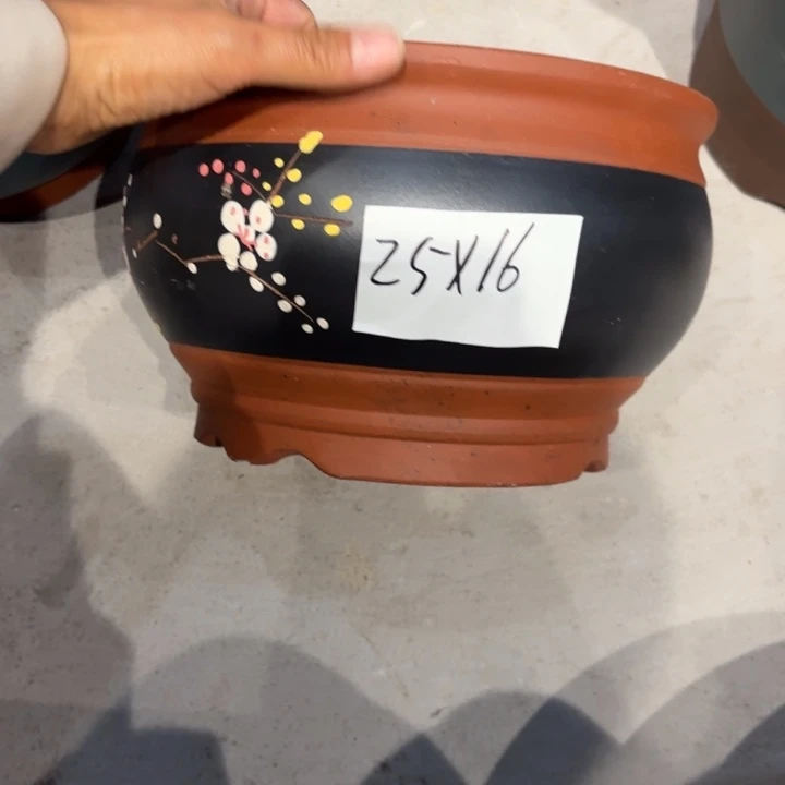 花盆紫砂紫砂的颜色