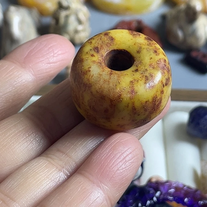 鼎***电和田玉（糖玉）未镶嵌挂件