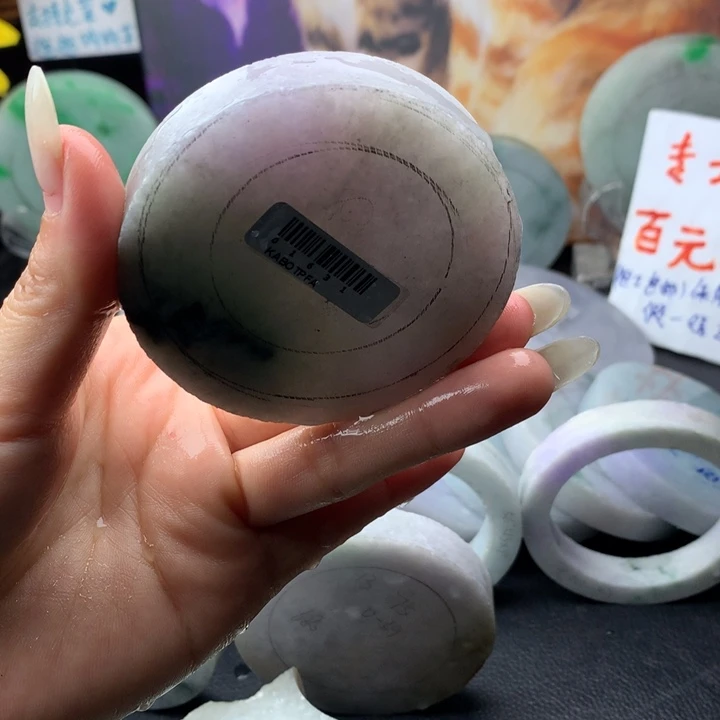 定制翡翠未镶嵌手镯