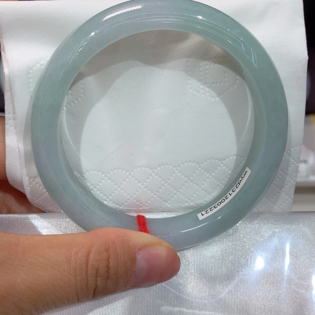 翡翠未镶嵌手镯纯天然13