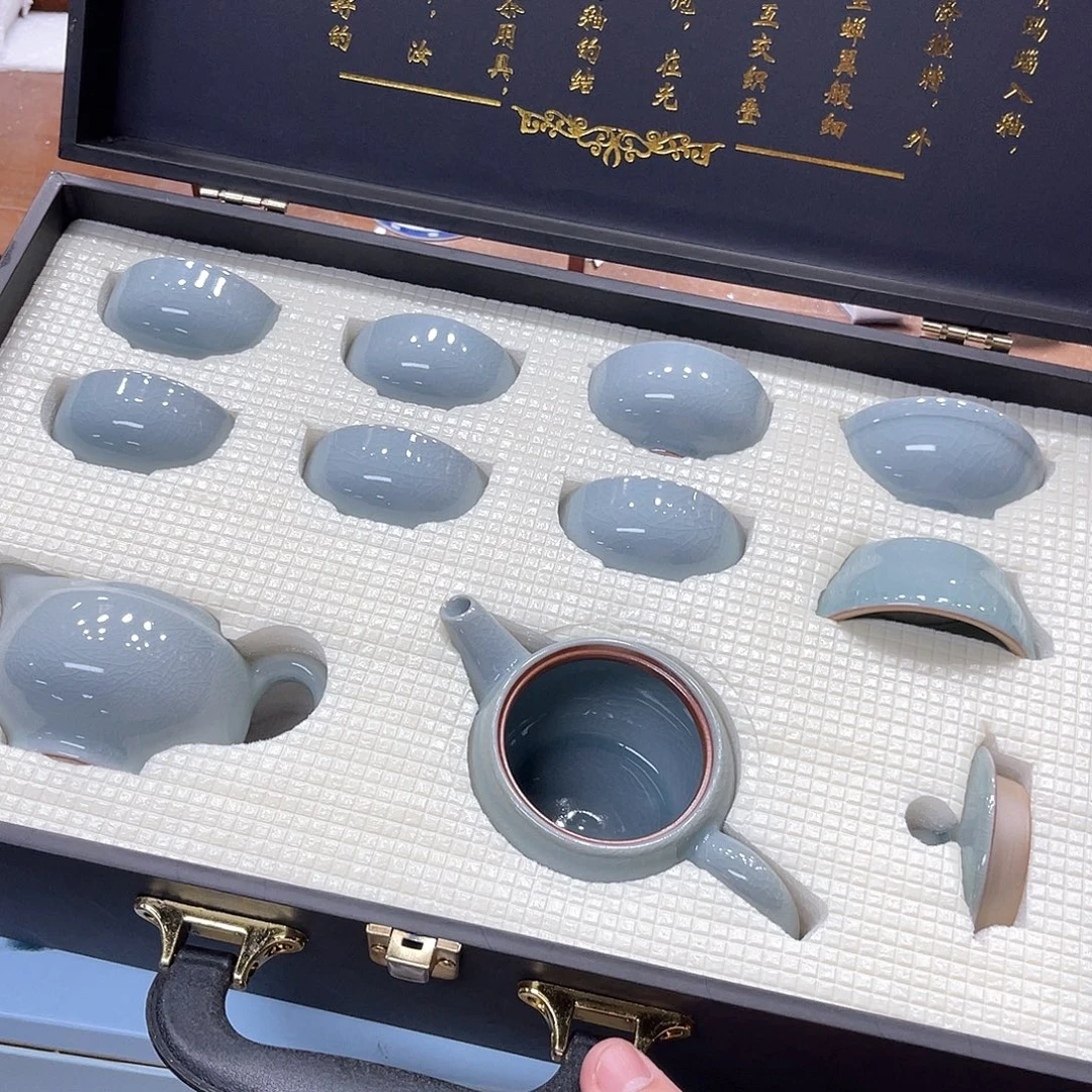 孤品茶具套装等。