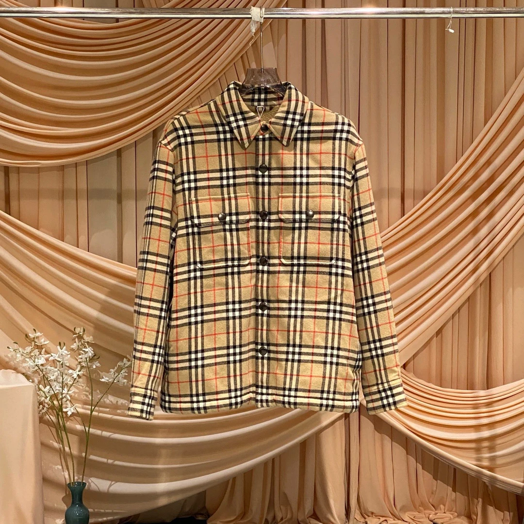 99新 BURBERRY/博柏利 格纹羊羔绒内里夹克外套/s码/38922