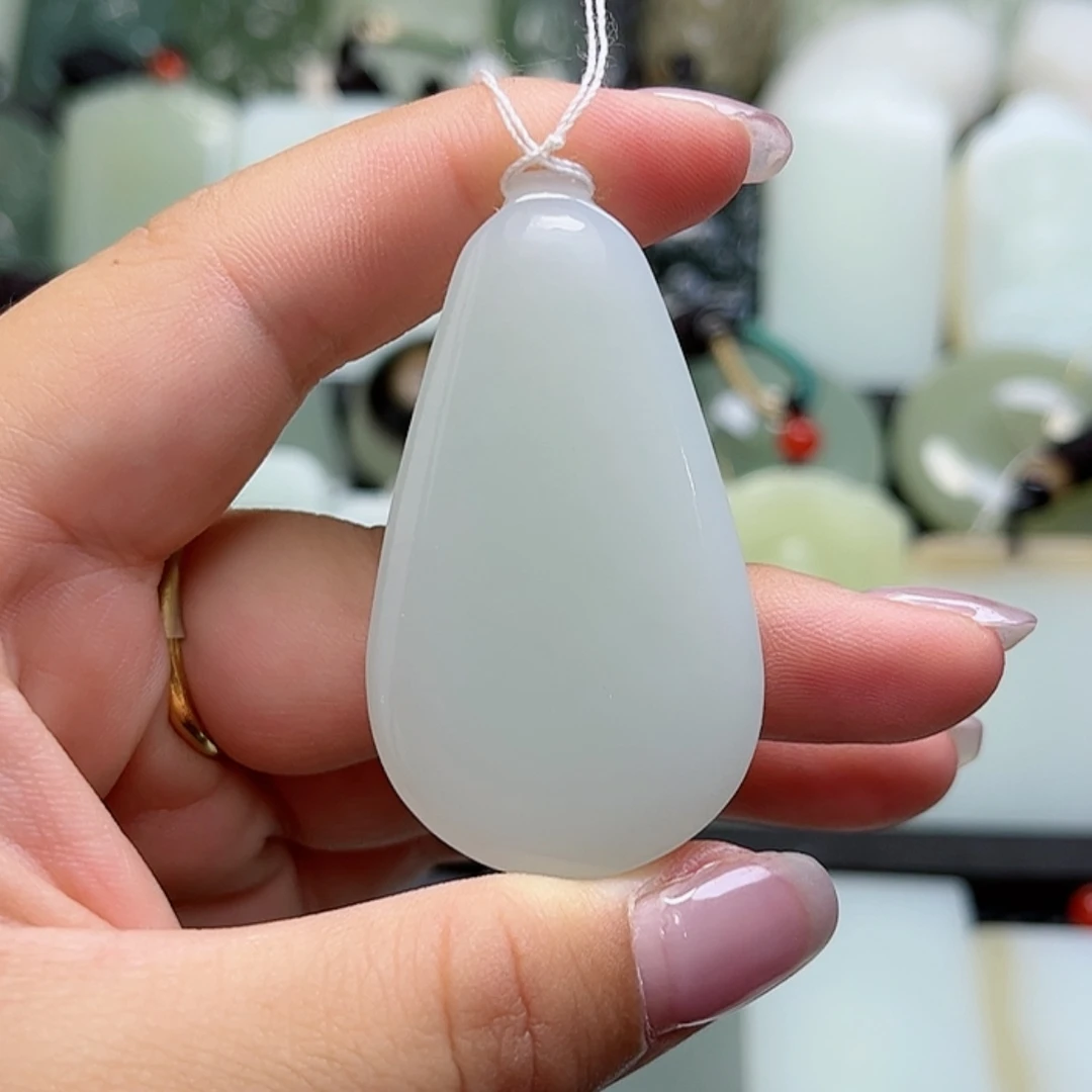 【闪购商品】和田玉未镶嵌颈饰