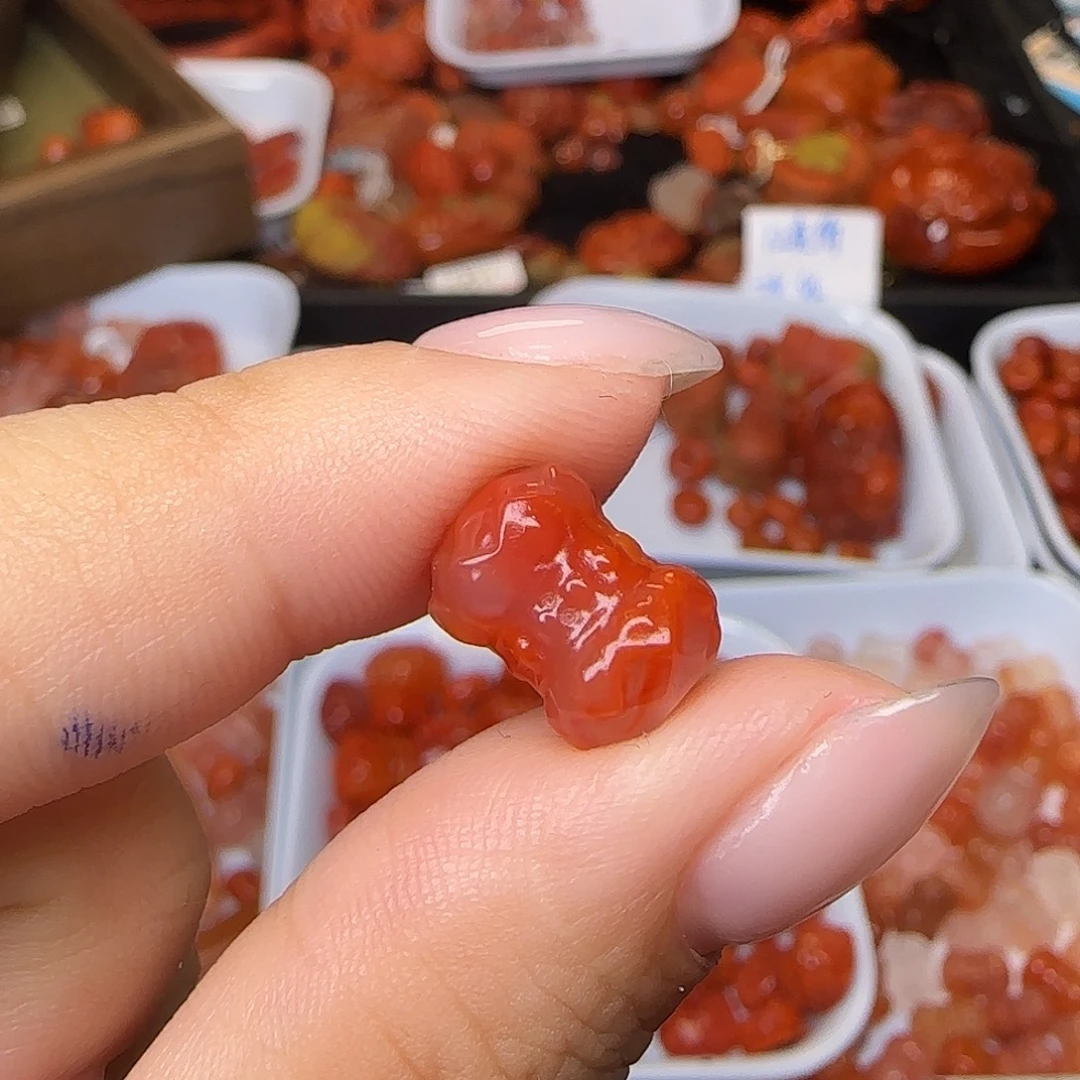 Z****吊坠(不含链)未镶嵌南红玛瑙