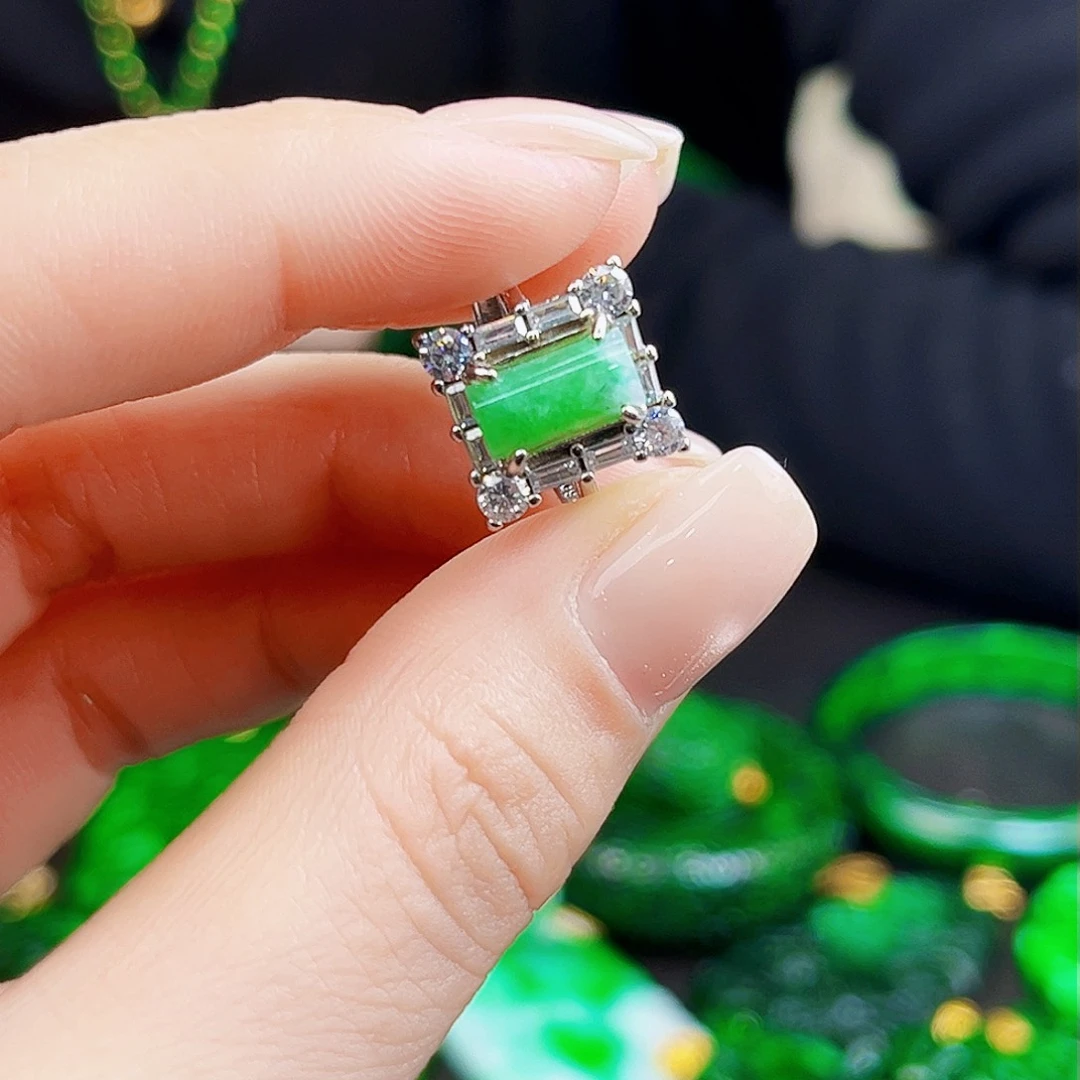 颈饰银S925镶嵌翡翠多样性