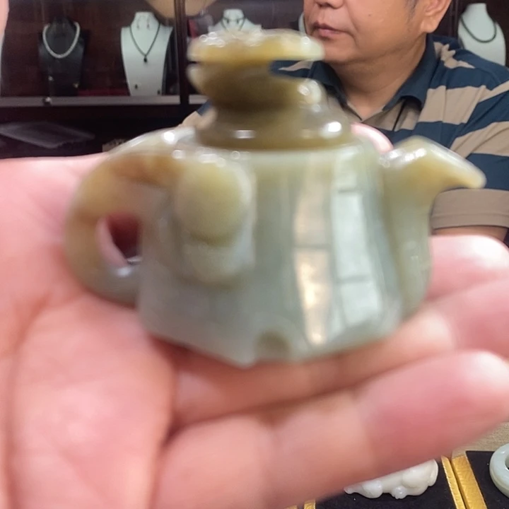 未镶嵌和田玉把件