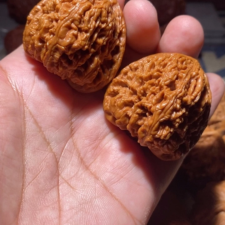 霍***）吊坠文玩核桃核桃