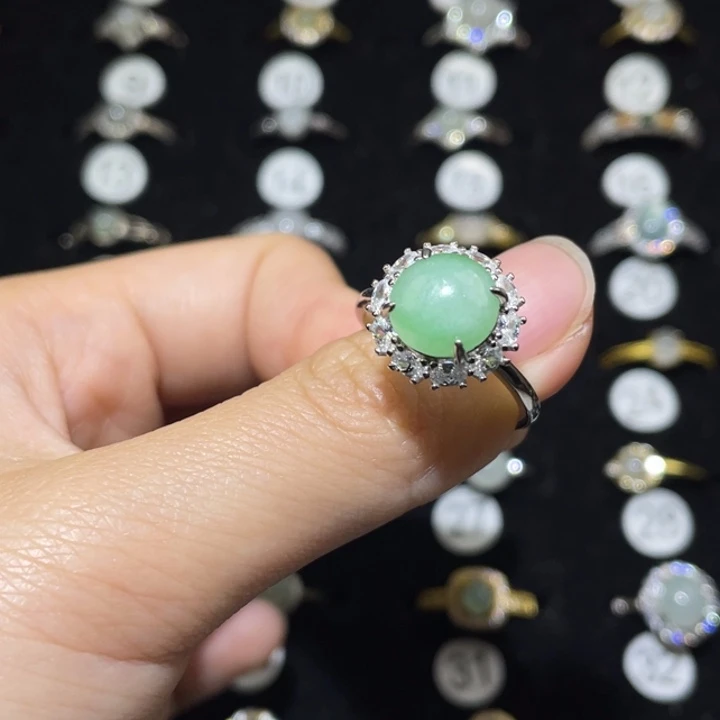 翡翠未镶嵌戒指戒指