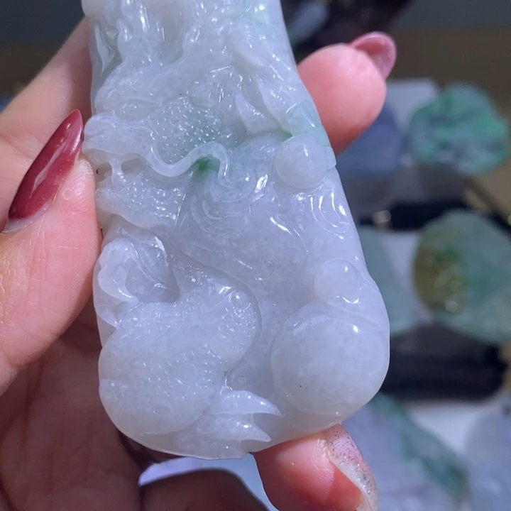 【闪购商品】翡翠未镶嵌颈饰龙牌