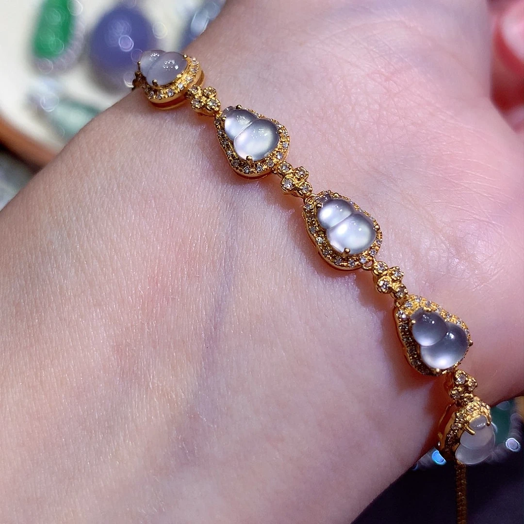 吊坠(不含链)18K金镶嵌翡翠