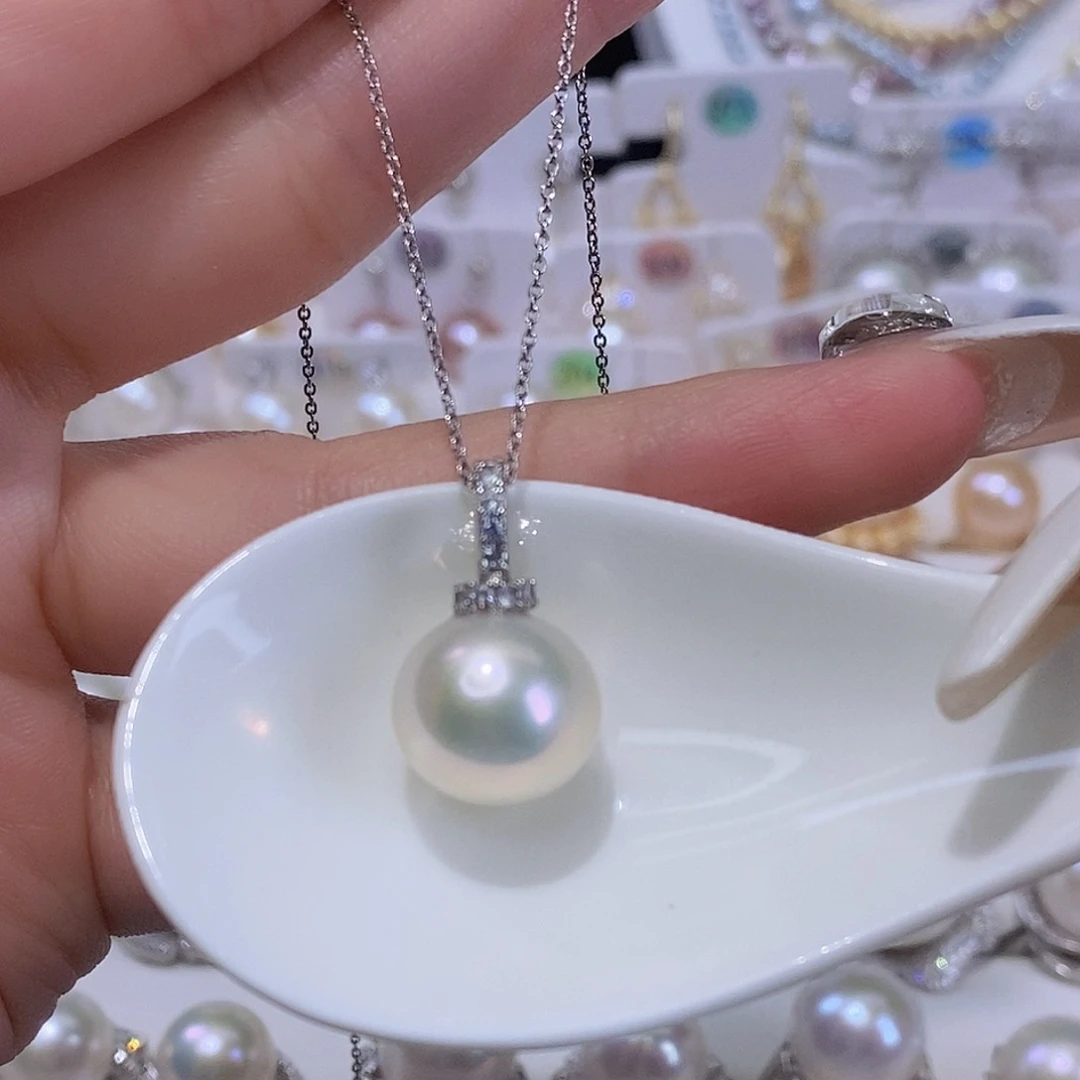 淡水珍珠合金颈饰