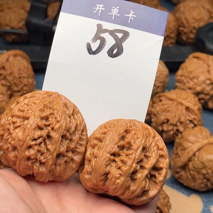 文玩核桃吊坠粗筋 42精修 58