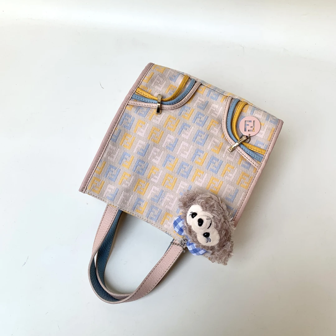 95新 FENDI/芬迪 经典时尚复古夏日清新帆布彩色手提琴谱包