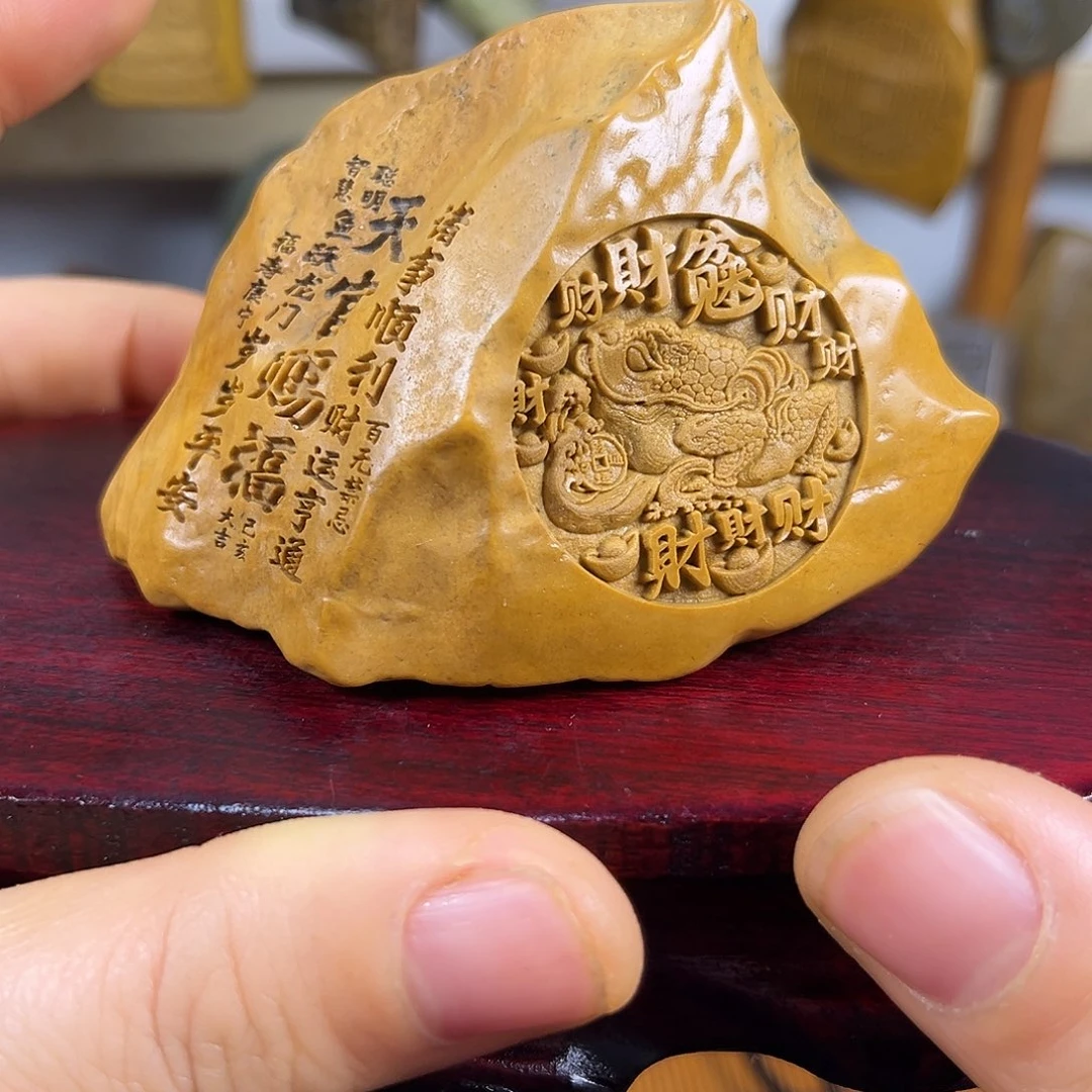 新疆戈壁石原石雕刻