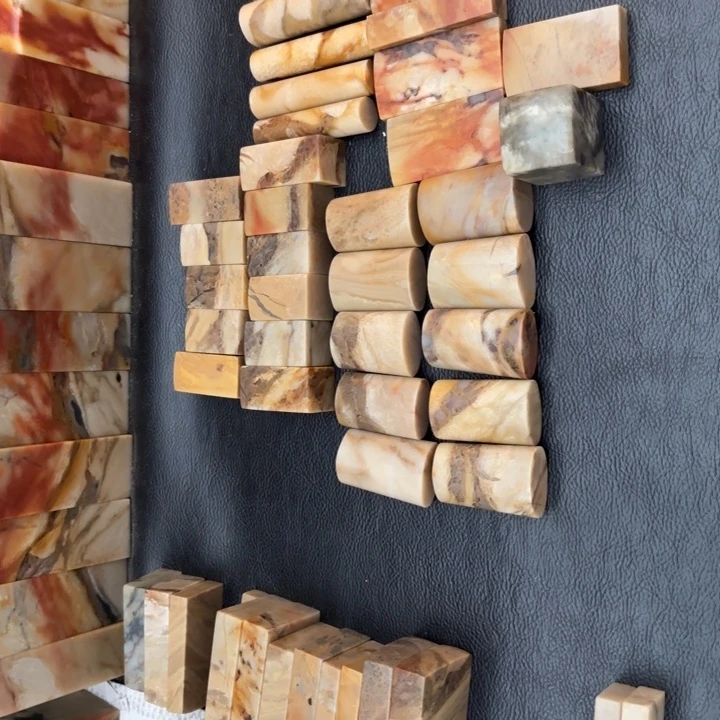 昌化石鱼****行34个…………