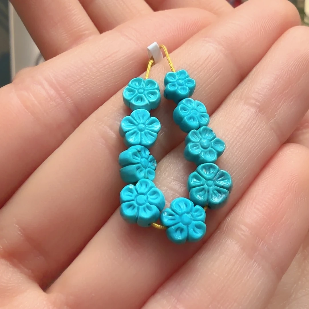 绿松石未镶嵌颈饰