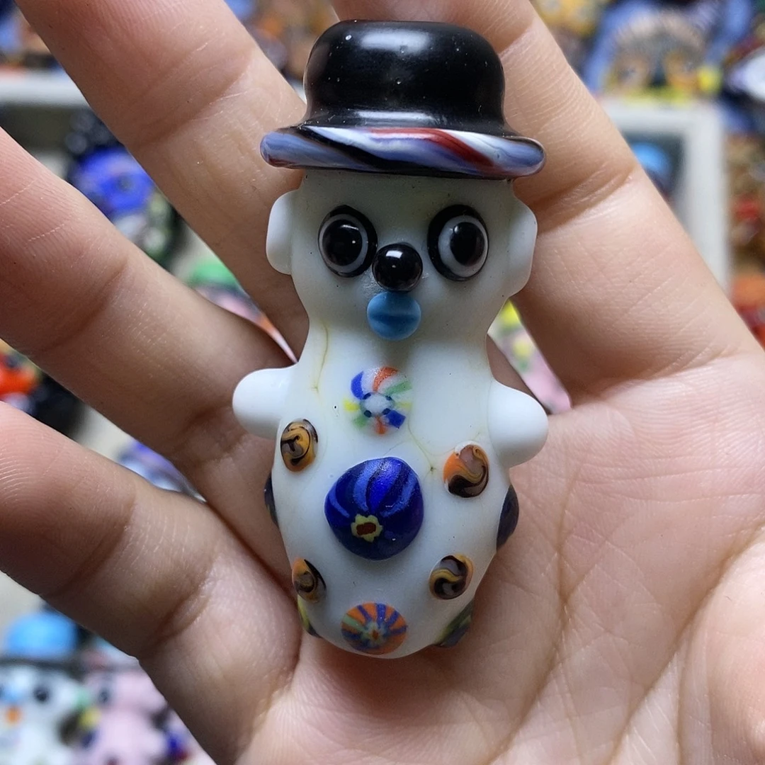 颈饰琉璃小雪人一个