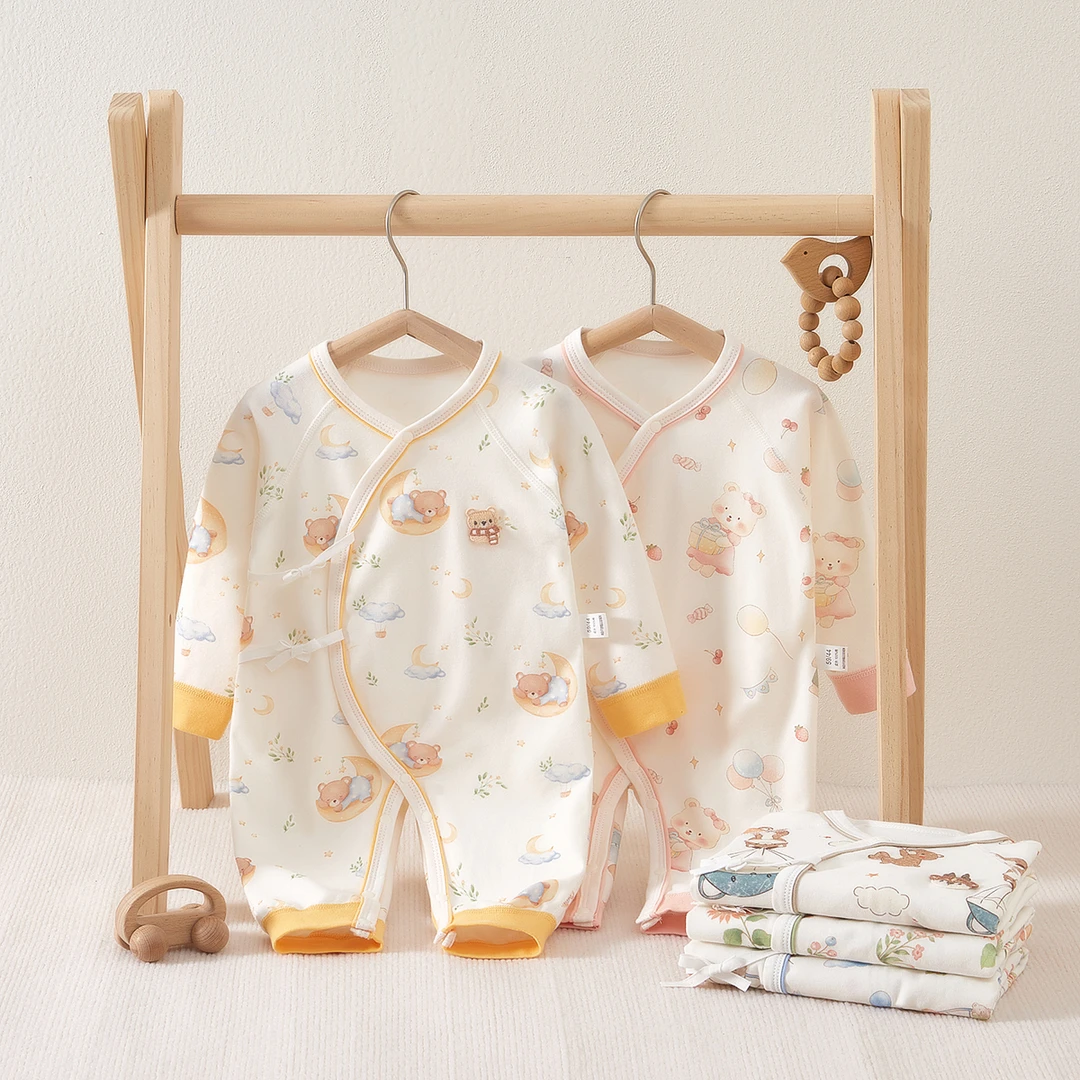 婴儿衣服秋款新生幼儿宝宝纯棉长袖夹棉服蝴蝶衣纯棉连体衣