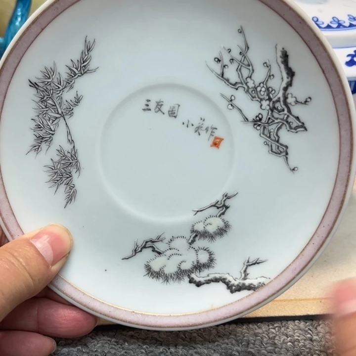 磊***哥瓷盘景德镇陶瓷粉彩碟子