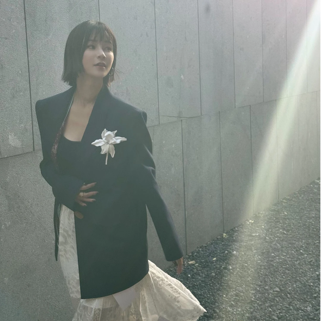 ICE DUST 25SS春季新款简约休闲西装外套女气质名媛高级感