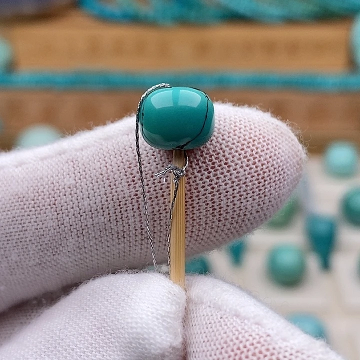 绿松石未镶嵌珠宝奇石9