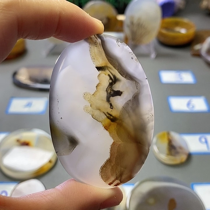 玛瑙/玉髓未镶嵌珠宝半成品61