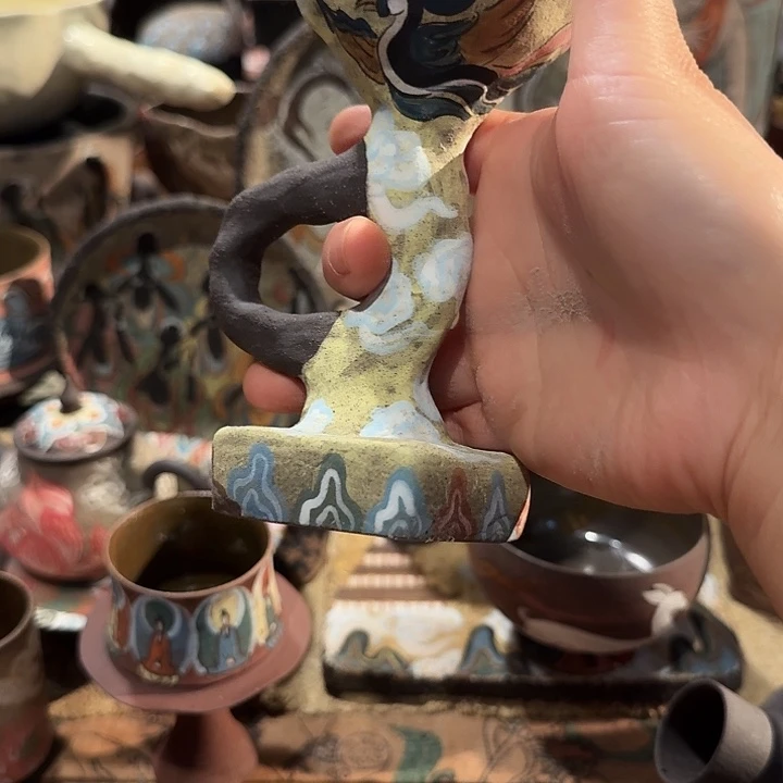 手工制作各种精美陶瓷