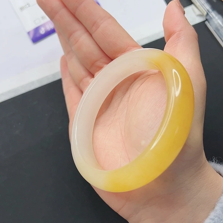 石英质玉手镯未镶嵌994-64