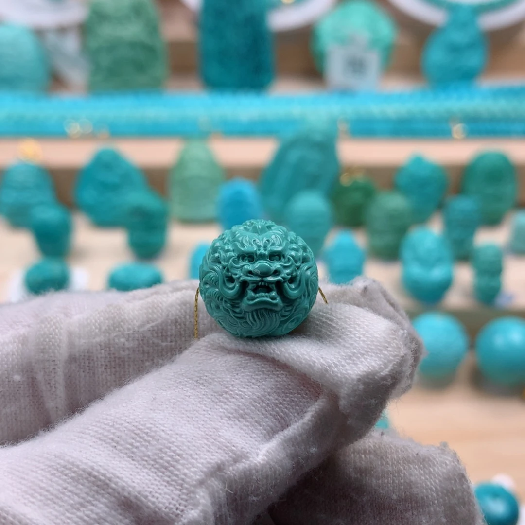 绿松石配饰未镶嵌疯*
