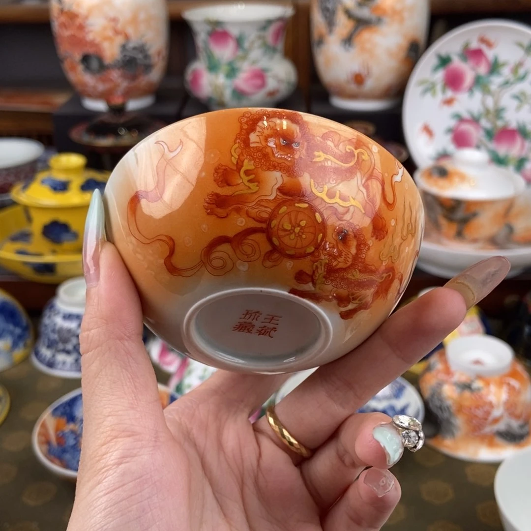 陶瓷艺术家的作品是一种