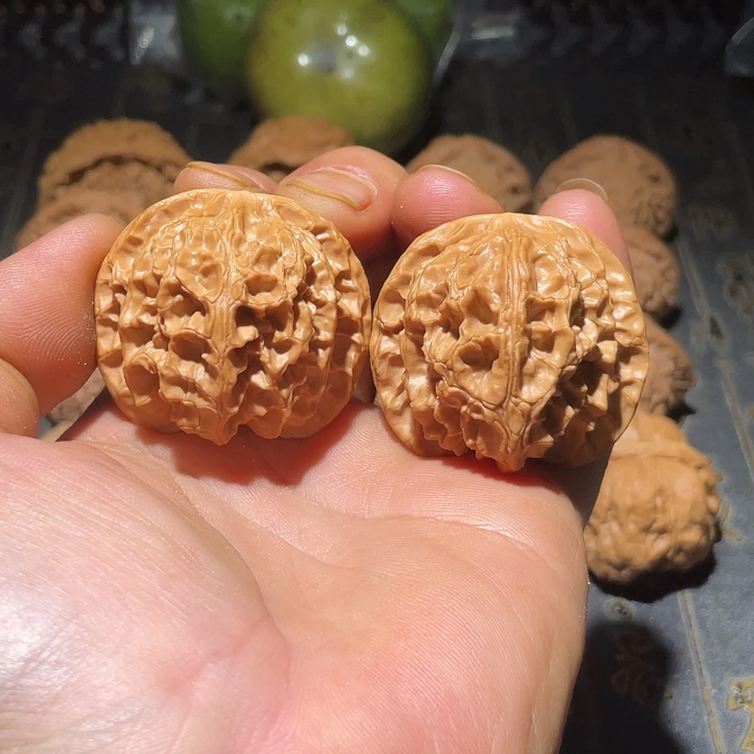 文玩核桃吊坠苹果园4.2有修