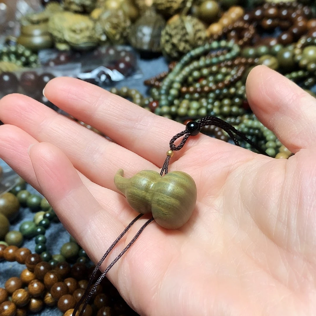 维腊木（绿檀）吊坠搞****鸟